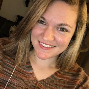 Meet your Posher, Katie